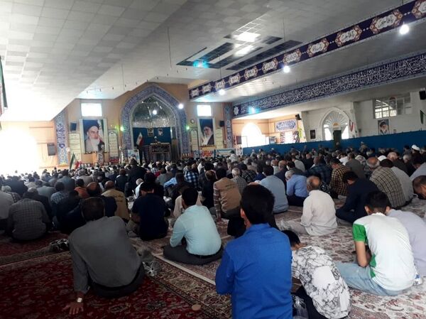 حضور پرشور مردم ولایتمدار شهرستان شیروان در نماز جمعه 