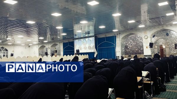 حضور پر شور مردم در نماز جماعت