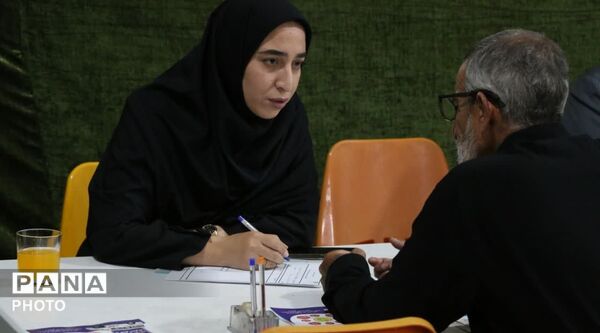 آیین عبادی وسیاسی نماز جمعه مردم محمدشهر کرج