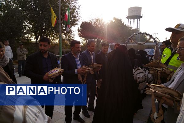 آغاز سفر دختران چهاردانگه به سوی دیار نور و سرزمین مقدس