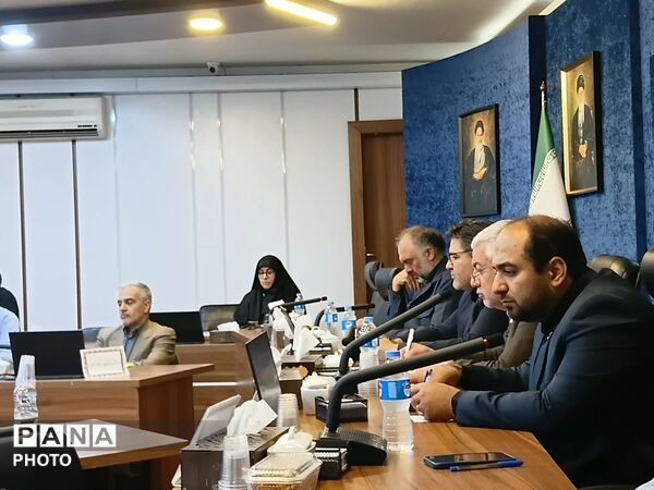 جلسه کار گروه توسعه آموزش عمومی قران کریم در آموزش و پرورش خراسان رضوی