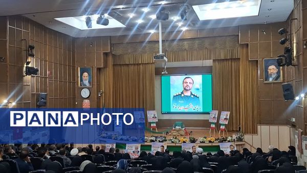 مراسم بزرگداشت اربعین شهدای دفاع مقدس ۱۲روزه در استان البرز