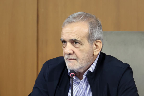 پزشکیان: اجرای کالابرگ در دستورکار دولت قرار دارد