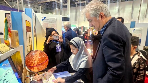نمایشگاه هفته پژوهش و فناوری در مشهد