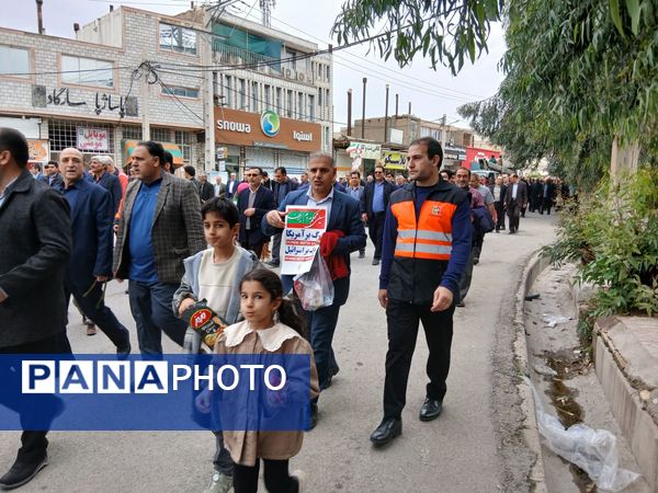 حضور پرشور مردم شهرستان پلدختر در راهپیمایی ۲۲بهمن 
