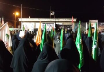 راهپیمایی مردم ولایتمدار کوهنانی در شب بیست و هشتم حضور 