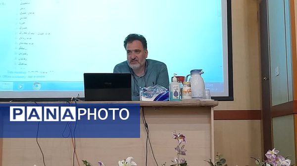 نشست صمیمی مسئولان صداوسیمای قم و خبرنگاران پانا