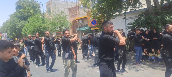 برپایی پرشور مراسم عزاداری سیدالشهدا در خیابان‌های نیشابور 