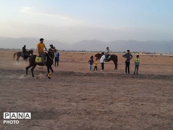 تاخت و تاز خاطره‌ها در فدافن؛ مسابقات اسب‌سواری به نام شهید نظافتی