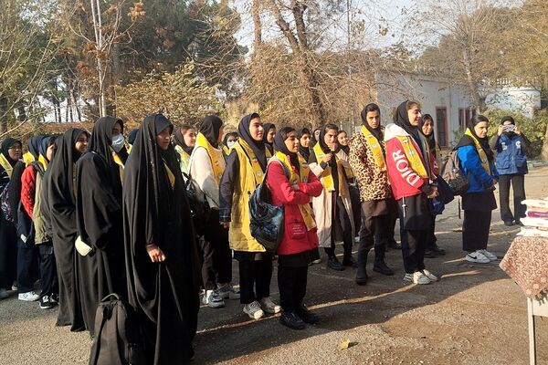 برگزاری اردو تمشک با حضور دانش‌آموزان منطقه کهریزک 