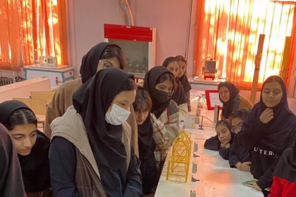  اردوی علمی در پژوهش سرای دانش آموزی بصیرت