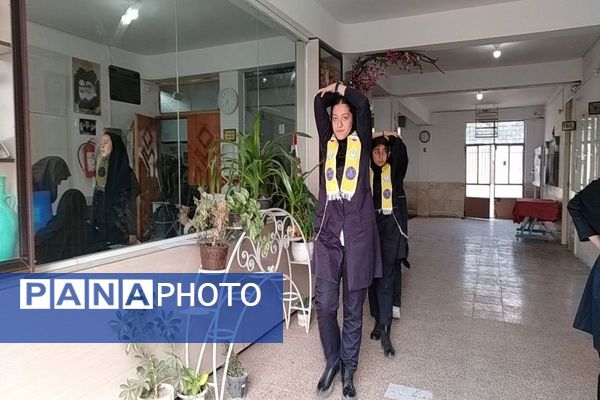 بیست و هفتمین مانور زلزله سراسری در دبیرستان شهید مجید دهنوی نیشابور 