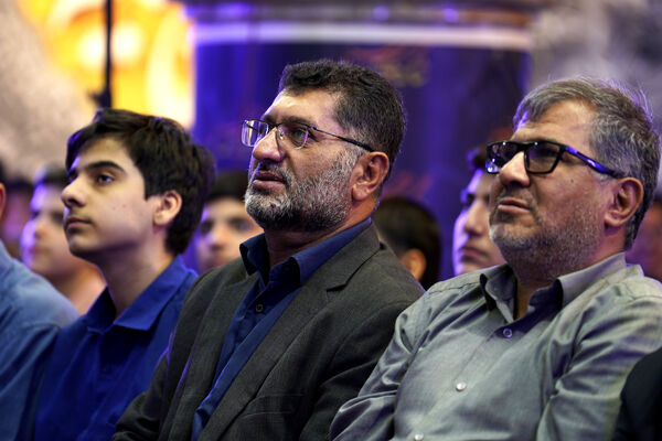 گردهمایی بزرگ ارکان هیات‌های دانش‌آموزی مدارس شهر تهران در حسینیه عشاق 