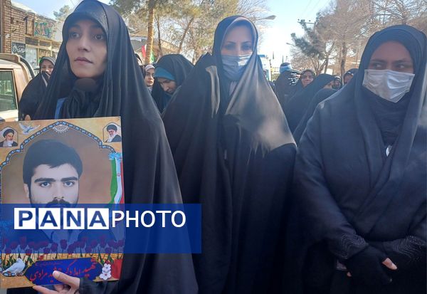 راهپیمایی باشکوه ۲۲ بهمن در شهرستان کوهپایه 