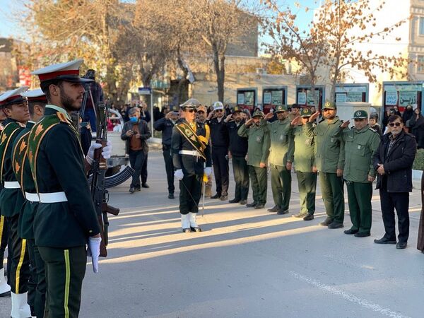 استقبال پرشور مردم شهر آشخانه از شهدای گمنام