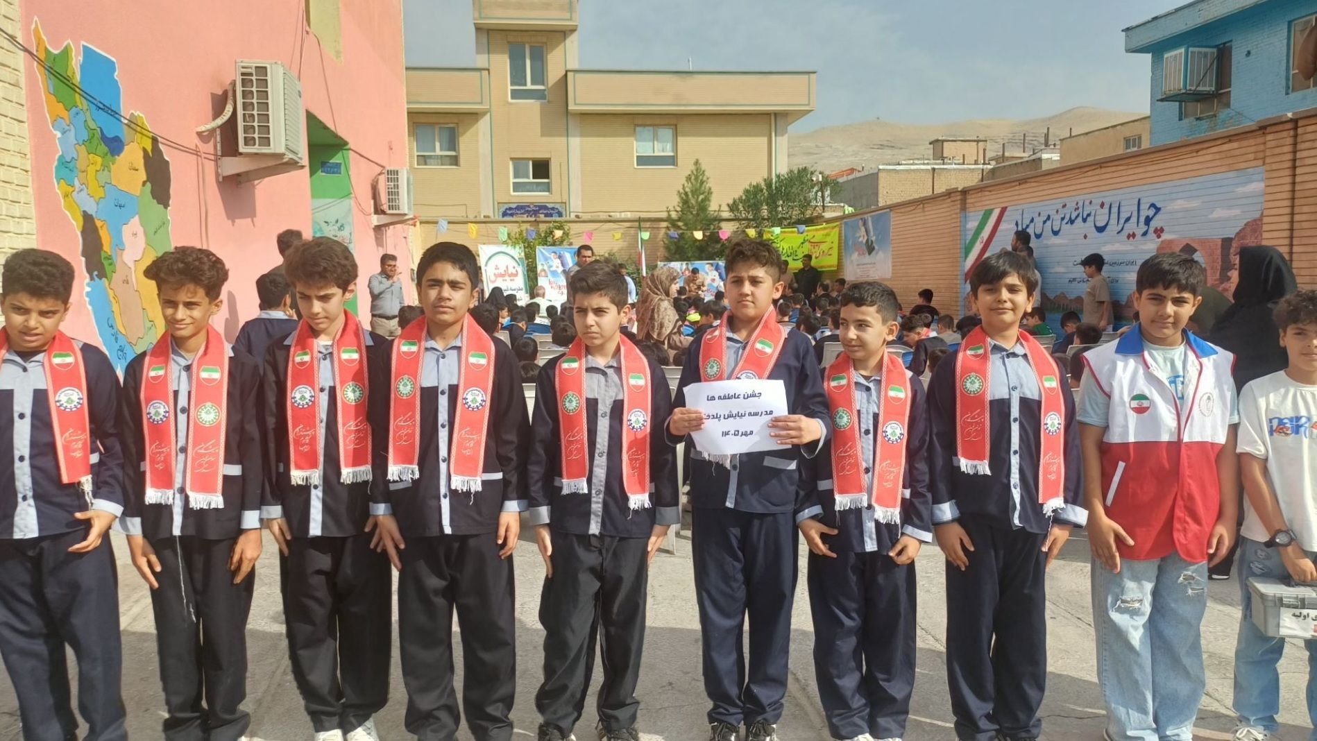 جشن عاطفه ها و همدلی در پلدختر