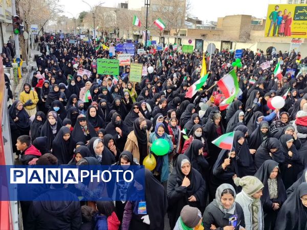 حماسه حضور مردم کاشمر در ۲۲ بهمن از قاب پانا