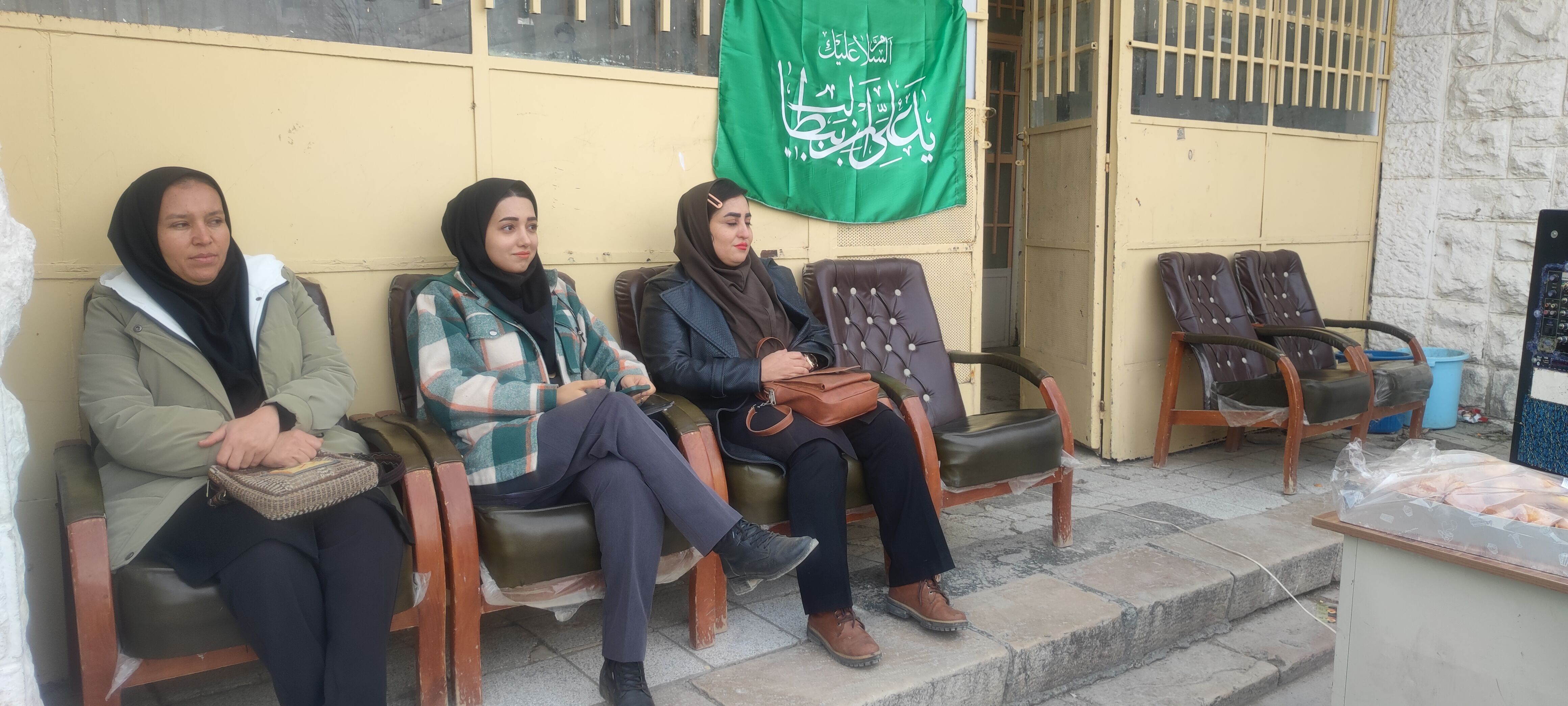 برگزاری جشن روز پدر به‌مناسبت ولادت حضرت علی(ع) در مدرسه ۱۲ فروردین کارخانه قند شیروان