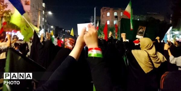 شورو شوق بی نظیر مردم ولایتمدار و انقلابی محله ارم فردیس  در اجتماعات شبانه
