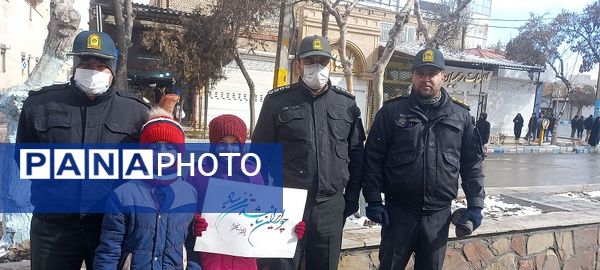 جلوه‌هایی از حماسه آفرینی مردم شیروان در راهپیمایی ۲۲ بهمن 