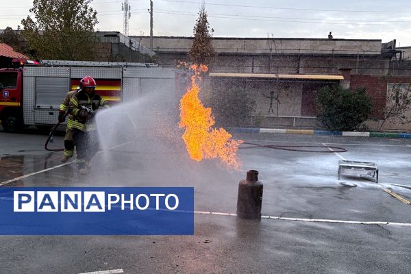 بیست و هفتمین مانور سراسری زلزله و ایمنی 