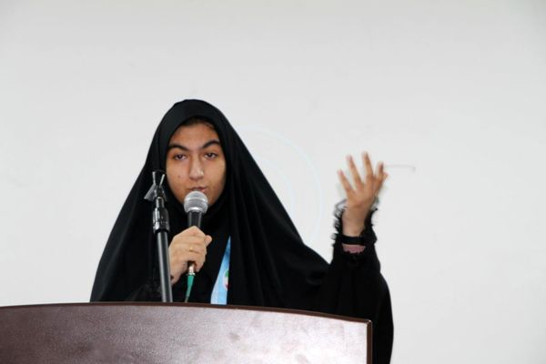 آغاز رسمی جشن‌های دهه فجر در مدارس ناحیه ۴ تبریز