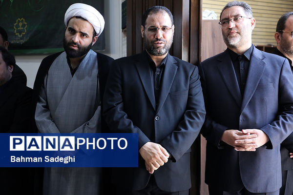 بزرگداشت شهدای خدمت با حضور وزیر آموزش و پرورش