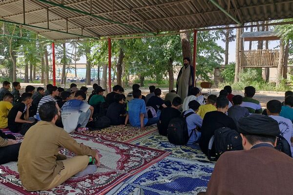 برگزاری اردوی یک روزه تفریحی، ورزشی در کانون امام خمینی(ره)