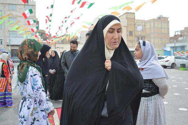 افتتاحیه طرح  «ایرانمون» در مدرسه شهدای گمنام بهارستان‌دو