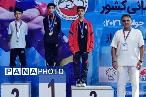 کسب مدال نقره مسابقات قهرمانی جوانان جهان توسط سید آرشام خلیل پور، دانش‌آموز آموزشگاه غفاری ناحیه دو شهرری 