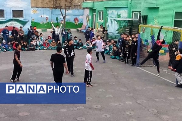 «جام اقتدار» در دبستان پانزده خرداد ناحیه دو شهرری 
