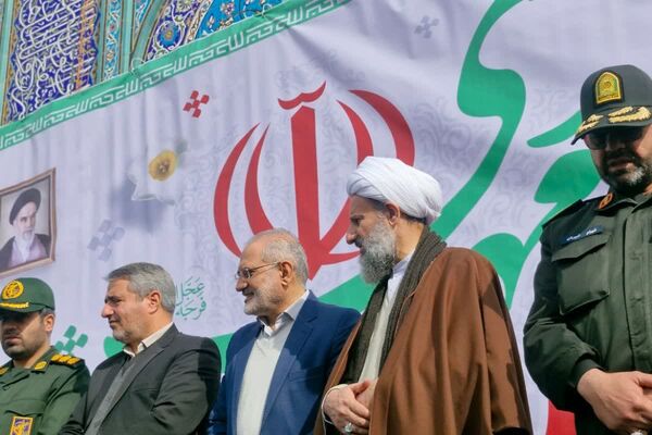 ۲۲ بهمن، میعادگاه حضور آگاهانه مردم قرچک در صحنه