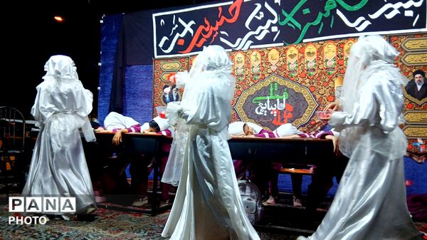 صد و ششمین روز تجمع مردم بناب؛ روایتی از حماسه و سوگ در ادای دین به شهدای دانش آموز