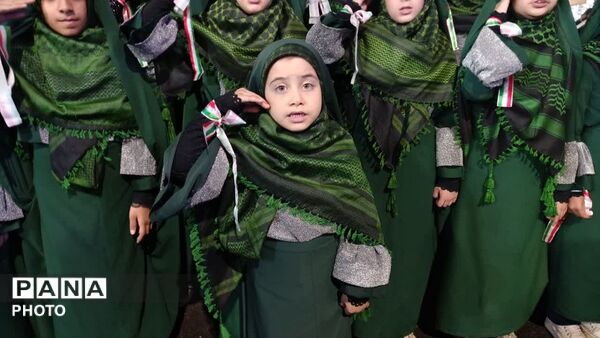 از پاسداران انقلاب در شب مقاومت و خونخواهی تجلیل شدند