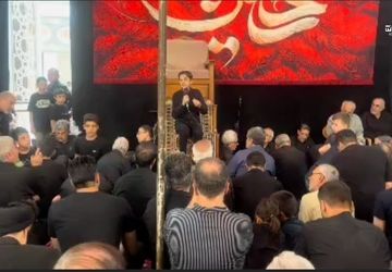 دکلمه خوانی خبرنگار پانا در وصف حضرت باب الحوائج در مسجد جوادالائمه