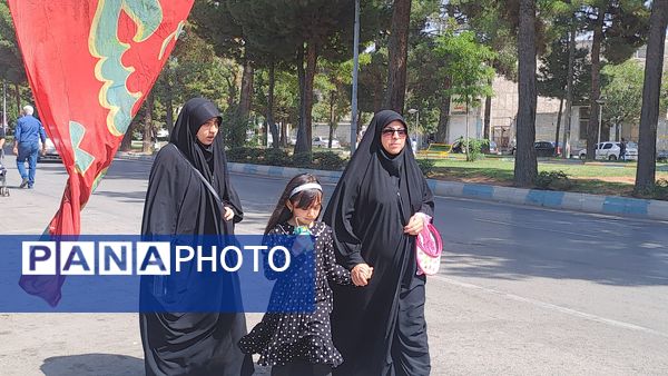 قاب هایی از جنس عاشقی 