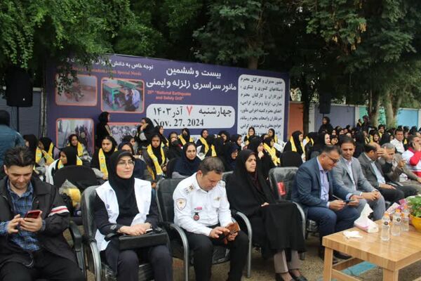 برگزاری مانور «زلزله و ایمنی» زیر بارش رحمت الهی