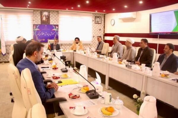 تقدیر از دانش‌آموز نخبه پژوهش‌سرای کاوش در شورای آموزش و پرورش کهریزک