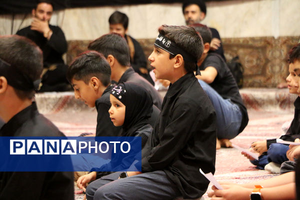 سوگواره «احلی من العسل» در قم-1