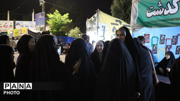 حضور پرشور دانش‌آموزان دبیرستان شهدای مظفر در نود و نهمین موج اجتماع مردمی پاکدشت