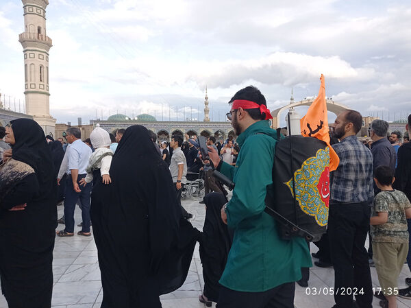 مراسم تشییع و خاکسپاری دو شهید گمنام دوران دفاع مقدس در قم