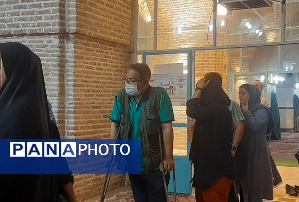 حضور مردم ولایتمدار نیشابور پای صندوق‌های رای