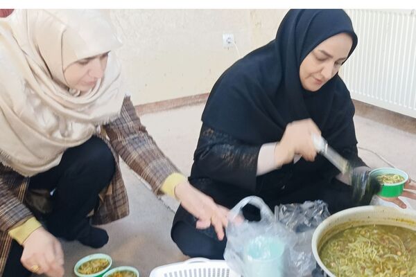 جشن میلاد حضرت زهرا (س) و سه شنبه های مهدوی در مدرسه شهید حسین اسماعیلی پردیس