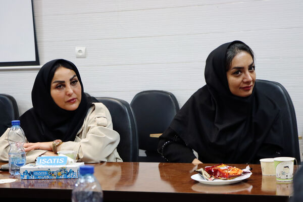 برگزاری نشست خبری مدیرکل راه و شهرسازی استان یزد و مدیران دستگاه‌های متولی مسکن