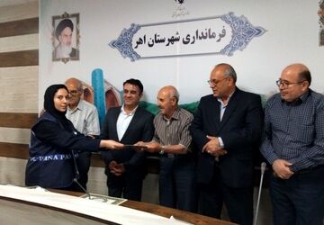 تقدیری از شکوه قلم قهرمانان بی‌ادعا