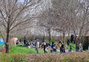 آیین باستانی سیزده بدر در دهکده ی چوبی نیشابور