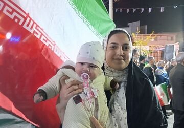  اتحاد و همبستگی در میدان ۲۲ بهمن گلوگاه 