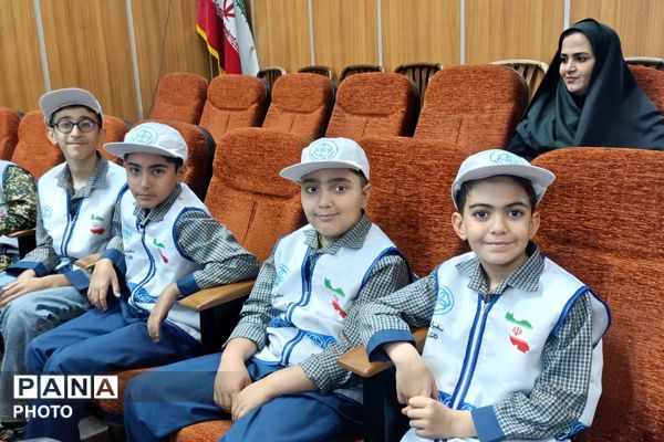  آیین گرامی‌داشت «سلامت و امنیت با سفیران سلامت» در ورامین