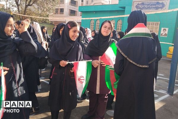 جشن جوانه ها در مدارس ناحیه دو شهرری 