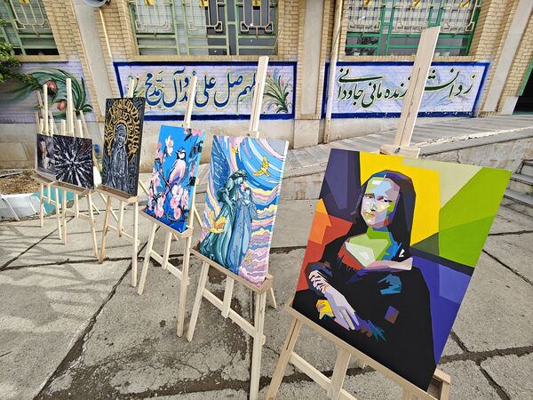 زنگ «سپاس معلم» در کرمانشاه 